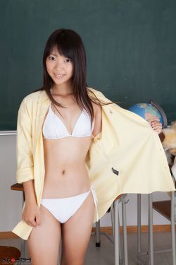 女生仙女棒坐着使用教程